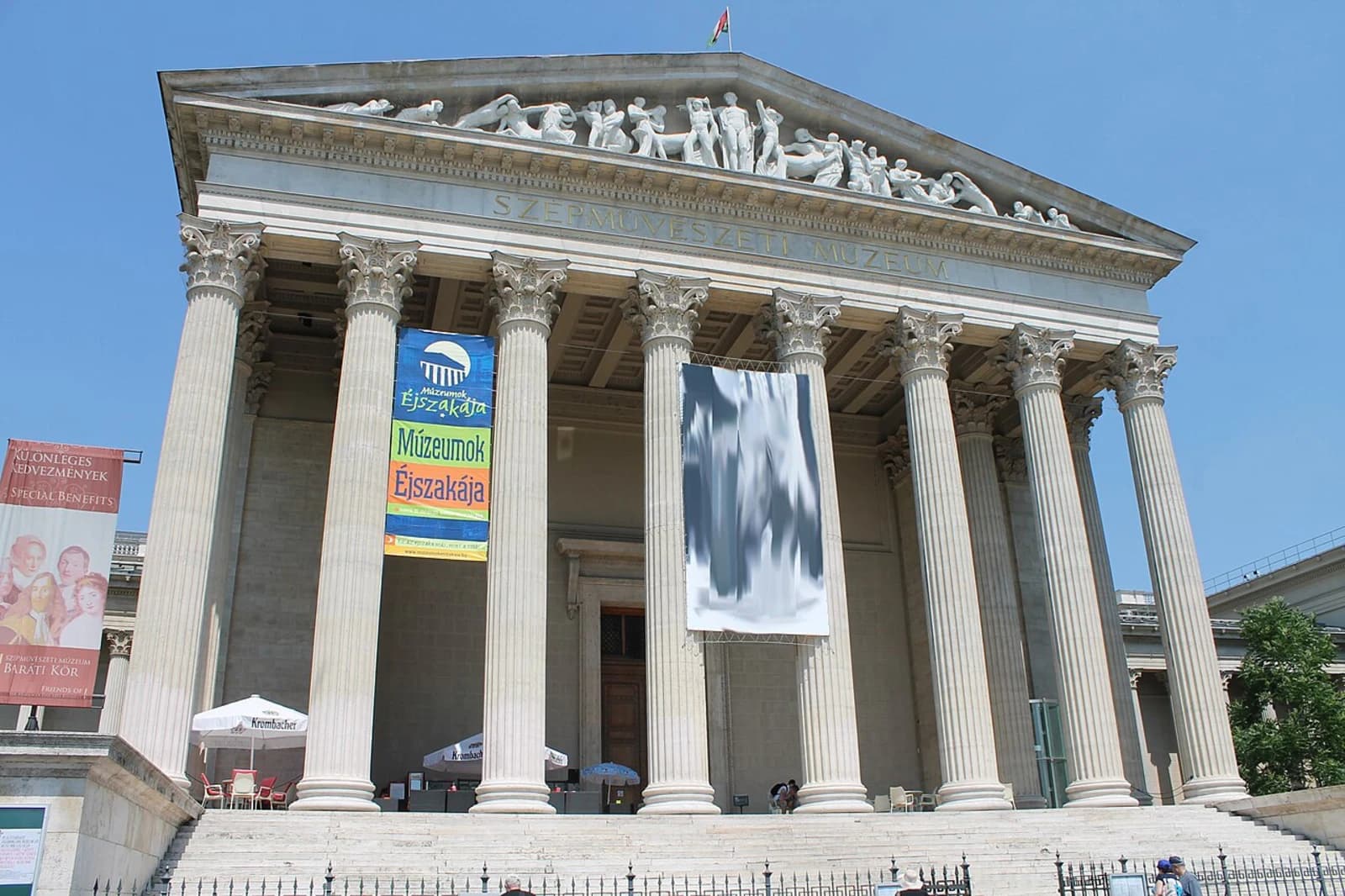 Exterior of the Museum of Fine Arts Budapest (Szépművészeti Múzeum)