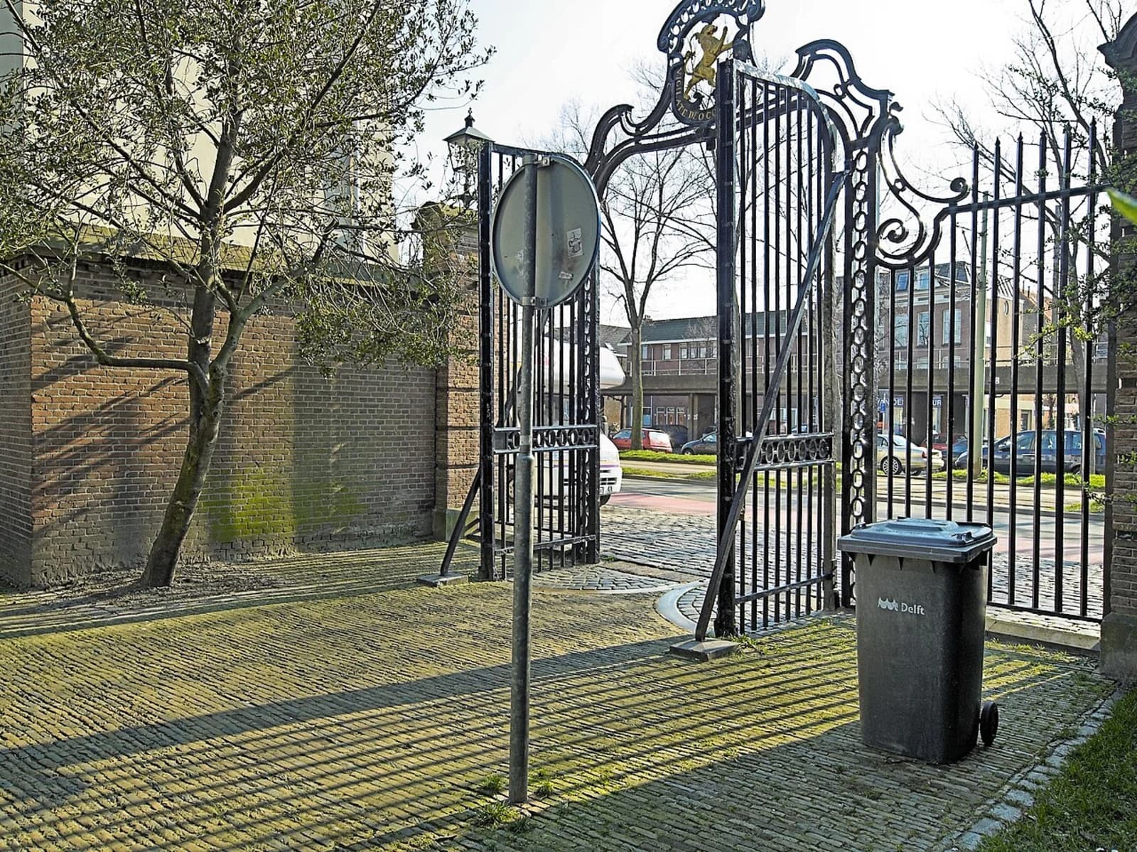 Exterior view of the Museum Prinsenhof Delft (Sint-Agathaklooster), a historic Gothic building in Delft, Netherlands