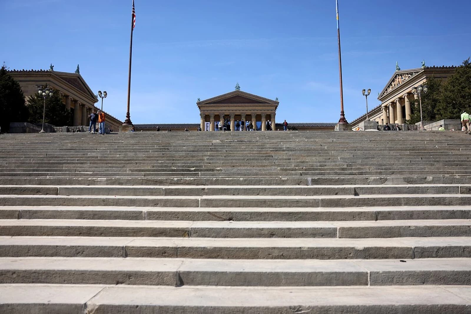 Exterior view of the Philadelphia Museum of Art showing its neoclassical facade with prominent Corinthian columns and the iconic front steps