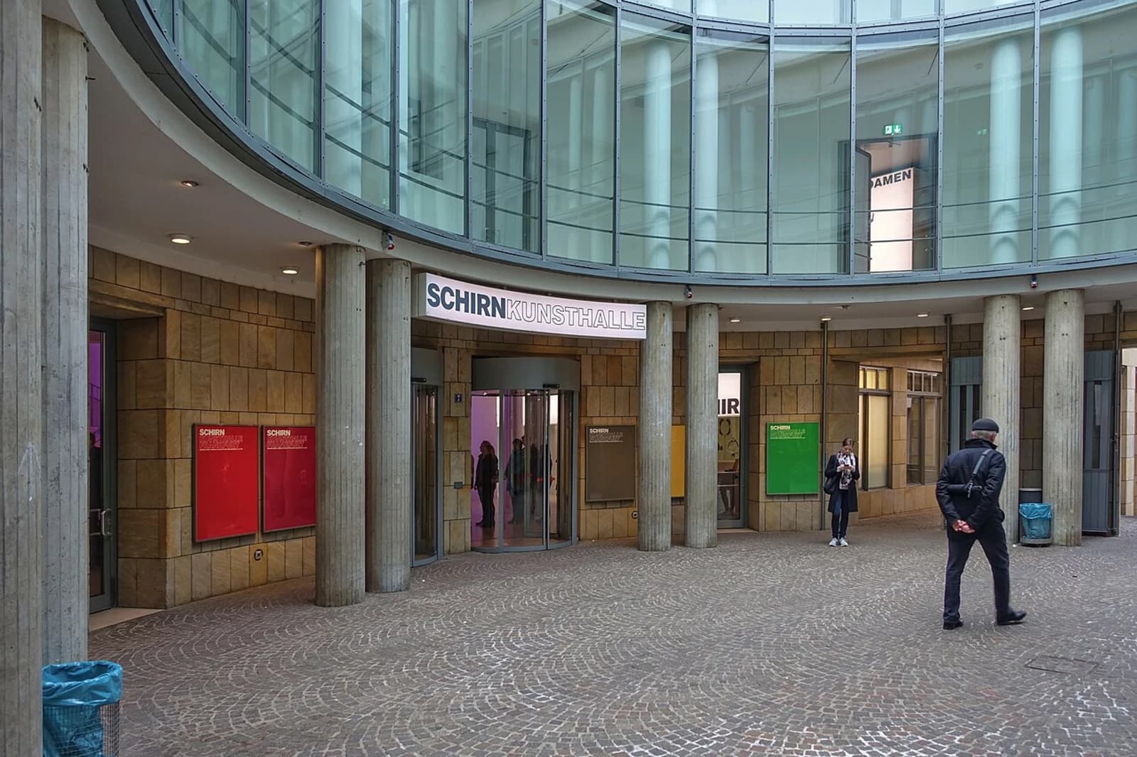 The entrance facade of Schirn Kunsthalle Frankfurt in the old town