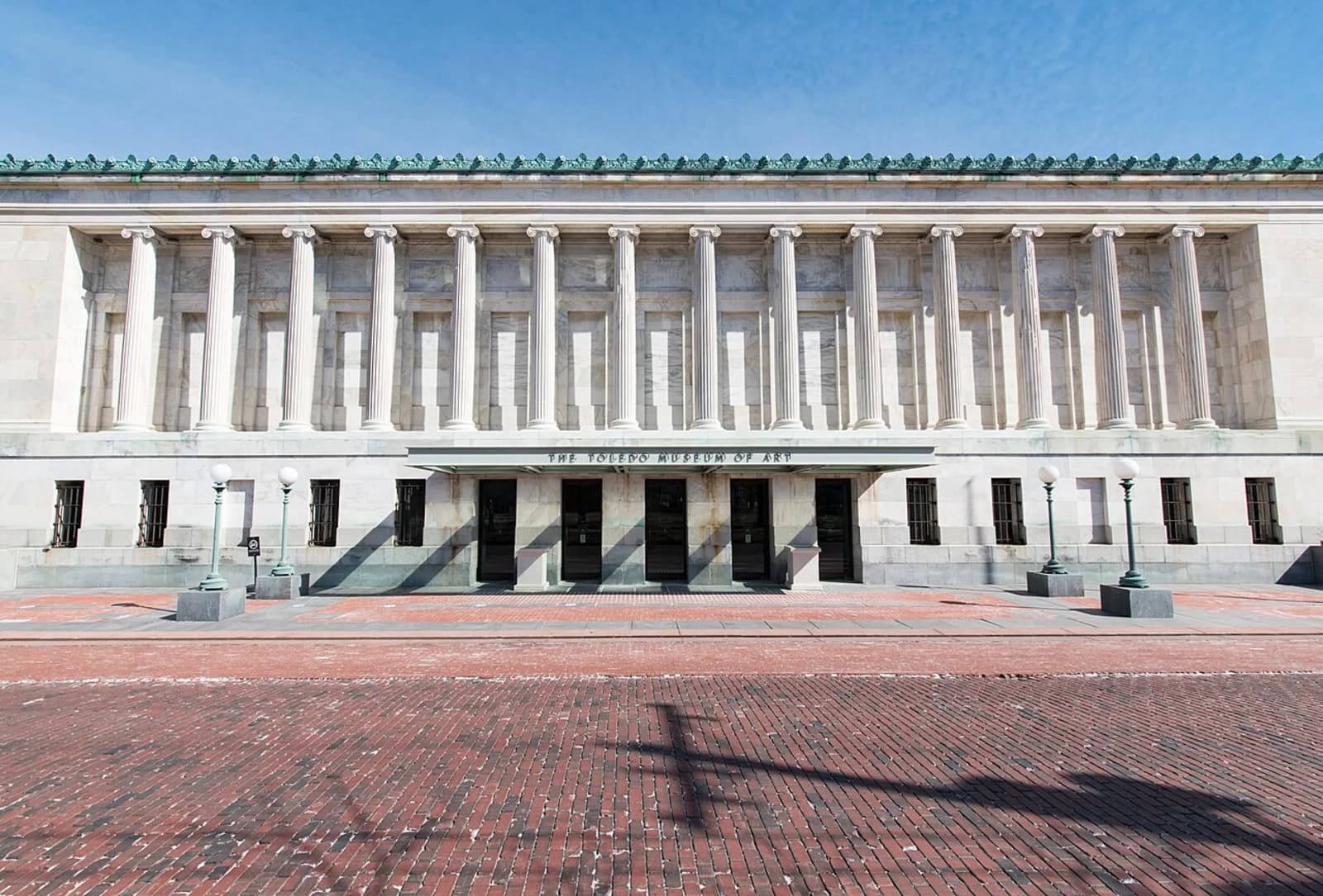 Exterior facade of the Toledo Museum of Art in Toledo, Ohio, showing the neoclassical building